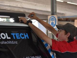 Vehicle Servicing & Repairs 
